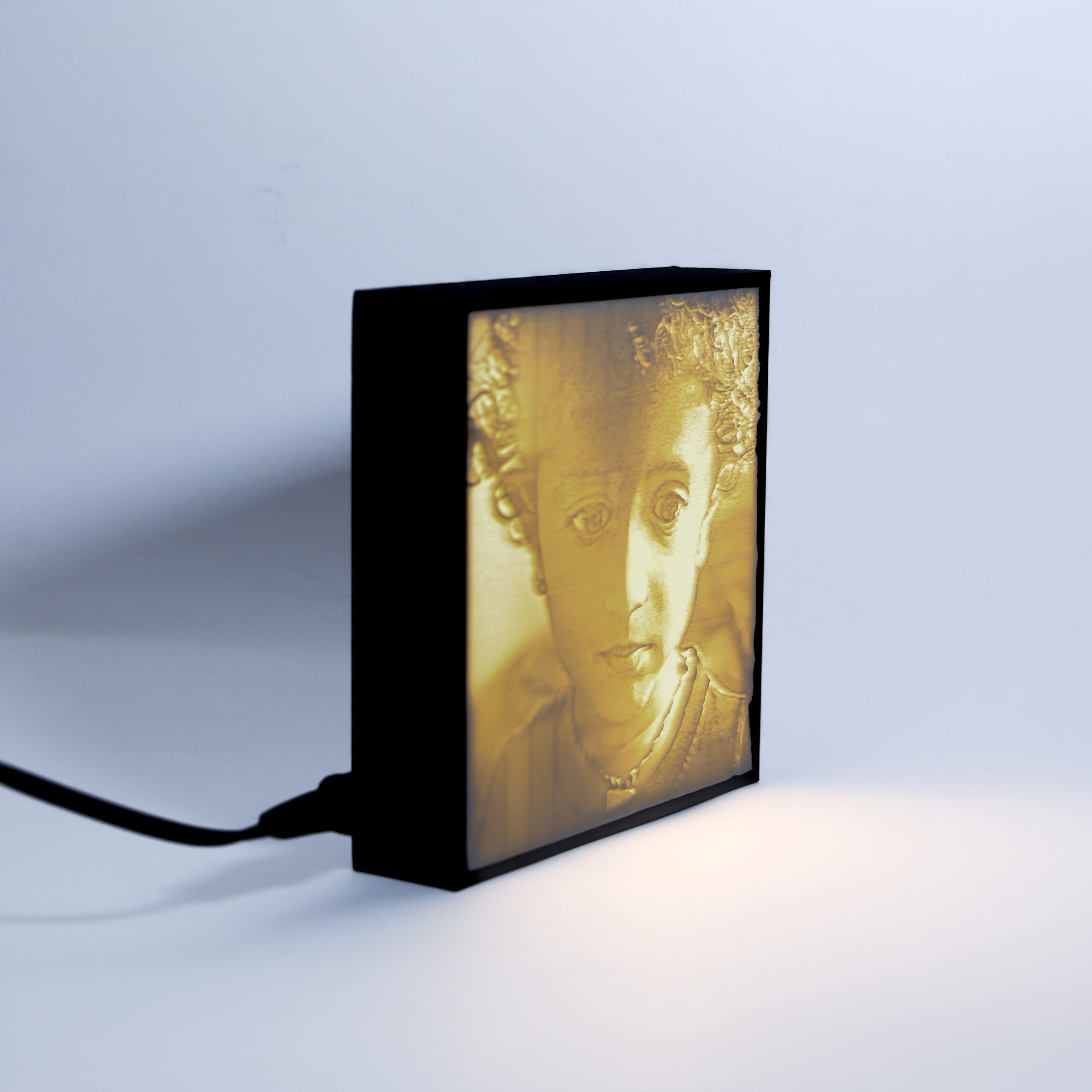 Custom Lithophane Photo Lamp - Image 2