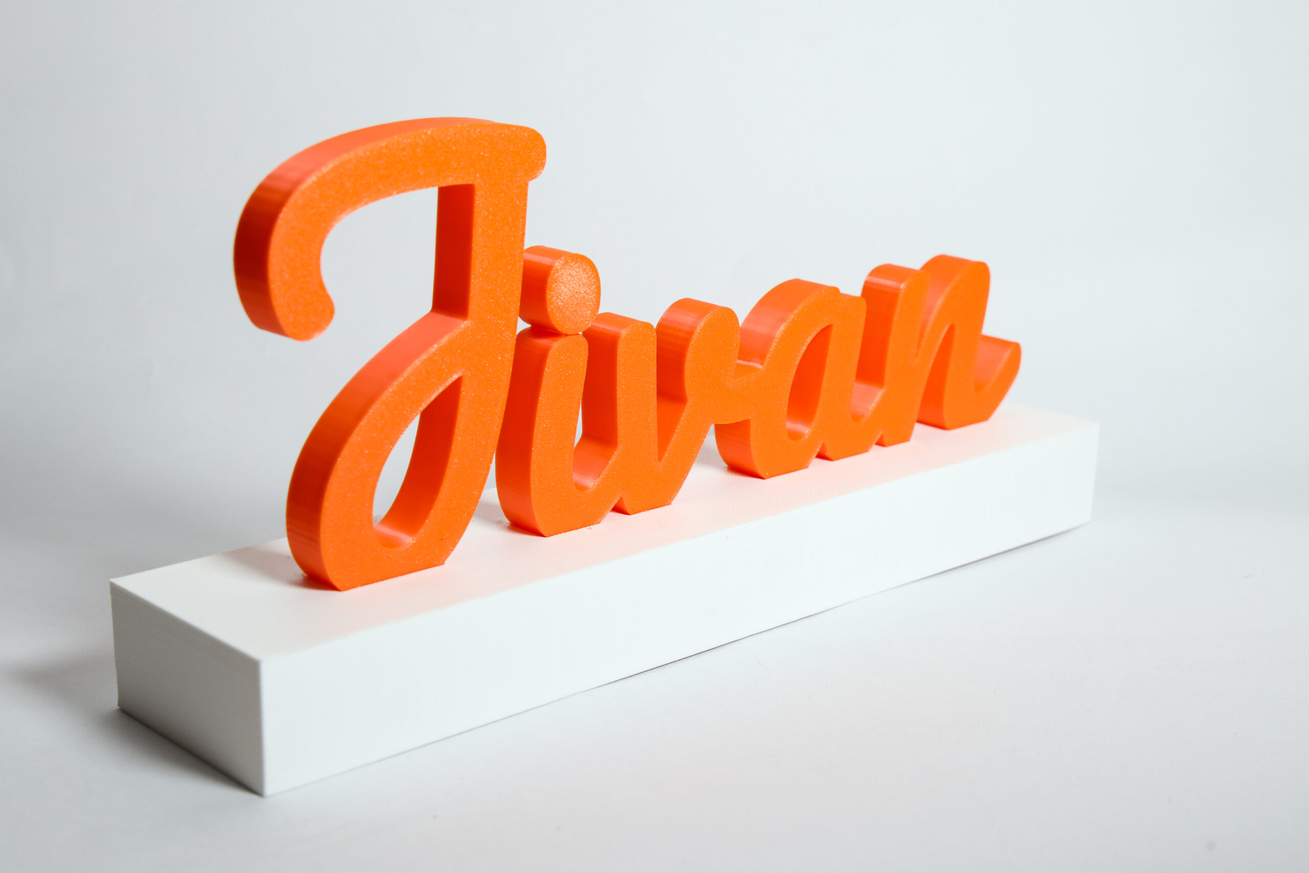 Aesthetic Custom Name Stand – 3D Printed Personalized Desk Decor & Couple Gift - Image 3